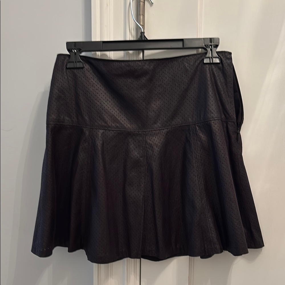 Elegant Black 100% Leather Skirt